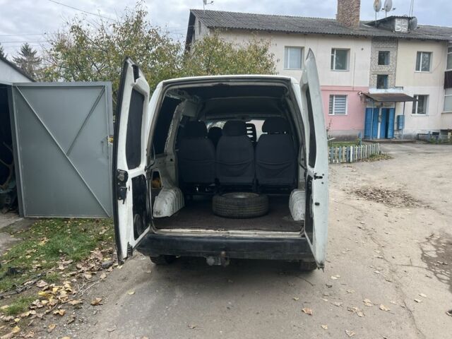 Фиат Скудо 2003 в Красилове на Automoto.ua Белый Фиат Скудо, объемом двигателя 2 л и пробегом 300 тыс. км за 3250 $, фото 3 на Automoto.ua