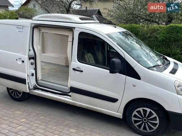 Белый Фиат Скудо, объемом двигателя 2 л и пробегом 288 тыс. км за 11950 $, фото 5 на Automoto.ua