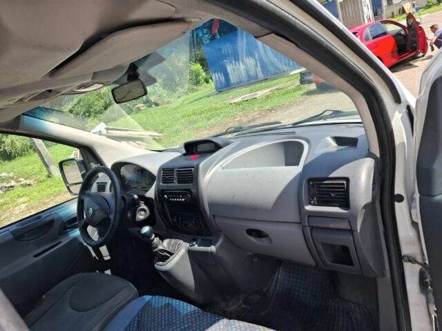 Белый Фиат Скудо, объемом двигателя 2 л и пробегом 275 тыс. км за 4600 $, фото 5 на Automoto.ua