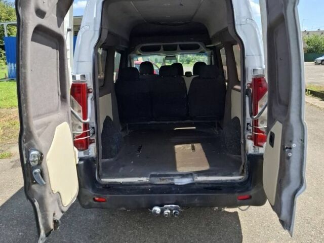 Белый Фиат Скудо, объемом двигателя 2 л и пробегом 275 тыс. км за 4600 $, фото 3 на Automoto.ua