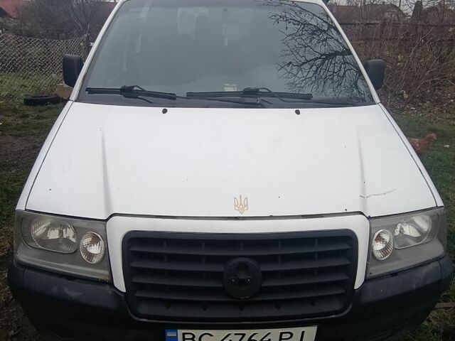 Белый Фиат Скудо, объемом двигателя 2 л и пробегом 323 тыс. км за 3900 $, фото 2 на Automoto.ua