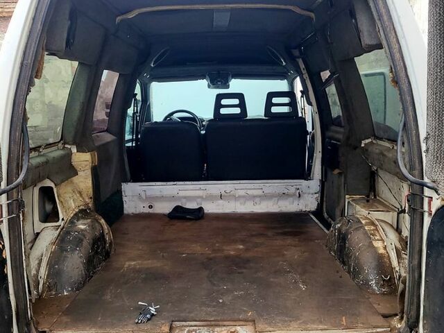 Білий Фіат Скудо, об'ємом двигуна 1.9 л та пробігом 200 тис. км за 3499 $, фото 3 на Automoto.ua