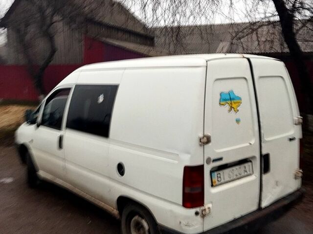 Белый Фиат Скудо, объемом двигателя 1.9 л и пробегом 270 тыс. км за 2000 $, фото 2 на Automoto.ua