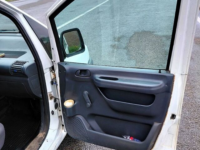 Белый Фиат Скудо, объемом двигателя 1.9 л и пробегом 400 тыс. км за 3400 $, фото 7 на Automoto.ua