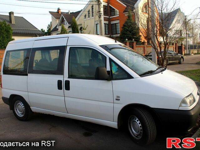 Белый Фиат Скудо, объемом двигателя 1.9 л и пробегом 365 тыс. км за 4000 $, фото 2 на Automoto.ua