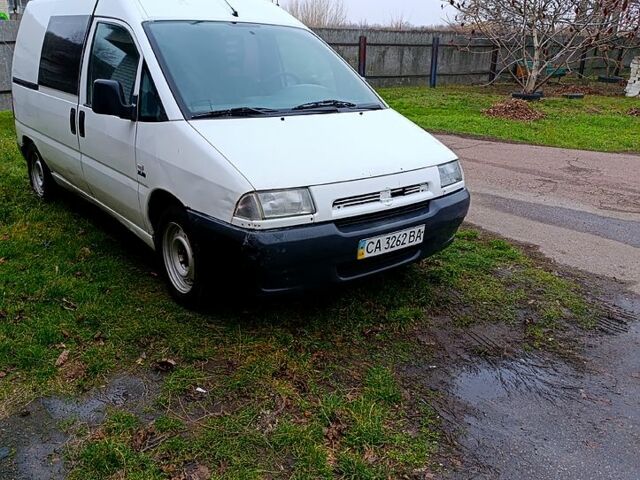 Белый Фиат Скудо, объемом двигателя 2 л и пробегом 154 тыс. км за 3250 $, фото 7 на Automoto.ua