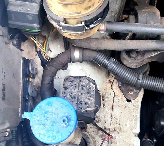 Фиат Скудо 2003 в Киеве на Automoto.ua Белый Фиат Скудо, объемом двигателя 2 л и пробегом 310 тыс. км за 2900 $, фото 7 на Automoto.ua