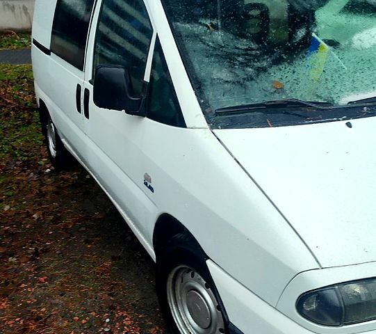 Фиат Скудо 2003 в Киеве на Automoto.ua Белый Фиат Скудо, объемом двигателя 2 л и пробегом 310 тыс. км за 2900 $, фото 8 на Automoto.ua