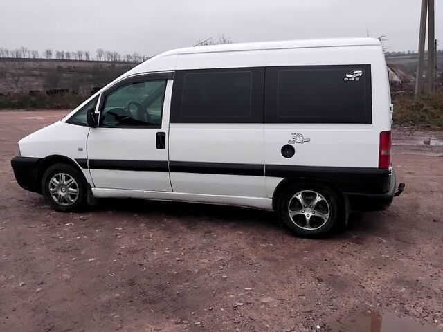 Білий Фіат Скудо, об'ємом двигуна 1.9 л та пробігом 324 тис. км за 4800 $, фото 1 на Automoto.ua