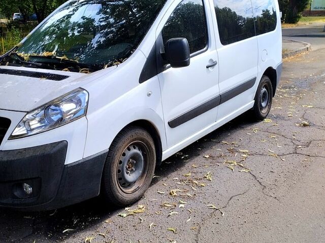 Білий Фіат Скудо, об'ємом двигуна 2 л та пробігом 262 тис. км за 7300 $, фото 3 на Automoto.ua