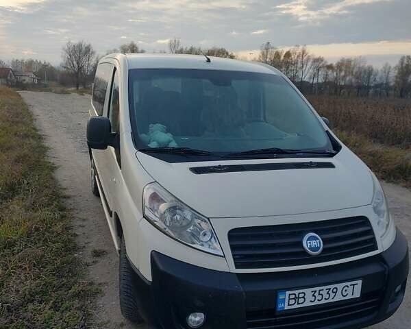 Бежевый Фиат Скудо, объемом двигателя 2 л и пробегом 400 тыс. км за 6200 $, фото 8 на Automoto.ua