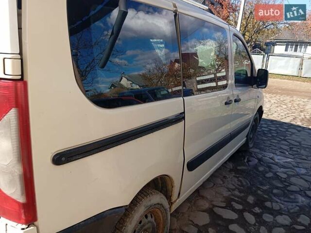 Бежевый Фиат Скудо, объемом двигателя 1.6 л и пробегом 300 тыс. км за 3150 $, фото 6 на Automoto.ua