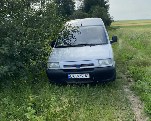 Сірий Фіат Скудо вант., об'ємом двигуна 1.9 л та пробігом 300 тис. км за 2950 $, фото 3 на Automoto.ua