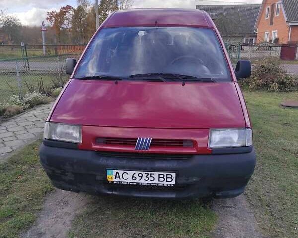 Красный Фиат Скудо, объемом двигателя 1.9 л и пробегом 300 тыс. км за 2800 $, фото 3 на Automoto.ua