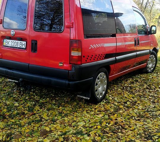 Червоний Фіат Скудо, об'ємом двигуна 2 л та пробігом 300 тис. км за 5500 $, фото 3 на Automoto.ua