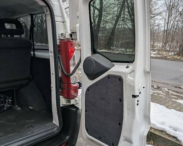 Фиат Скудо, объемом двигателя 2 л и пробегом 360 тыс. км за 9900 $, фото 12 на Automoto.ua