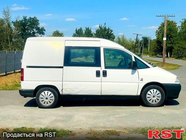 Фиат Скудо, объемом двигателя 1.9 л и пробегом 280 тыс. км за 2150 $, фото 3 на Automoto.ua