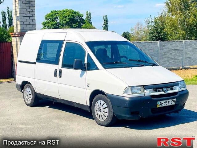 Фиат Скудо, объемом двигателя 1.9 л и пробегом 280 тыс. км за 2150 $, фото 1 на Automoto.ua