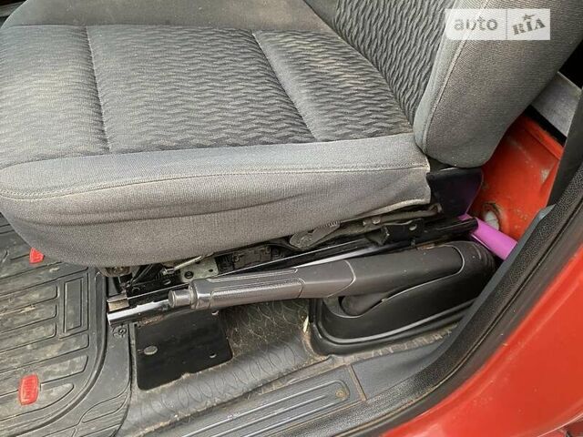 Красный Фиат Скудо пасс., объемом двигателя 1.9 л и пробегом 320 тыс. км за 4200 $, фото 7 на Automoto.ua