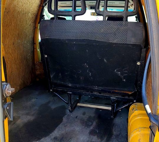 Желтый Фиат Скудо, объемом двигателя 1.9 л и пробегом 497 тыс. км за 1920 $, фото 2 на Automoto.ua