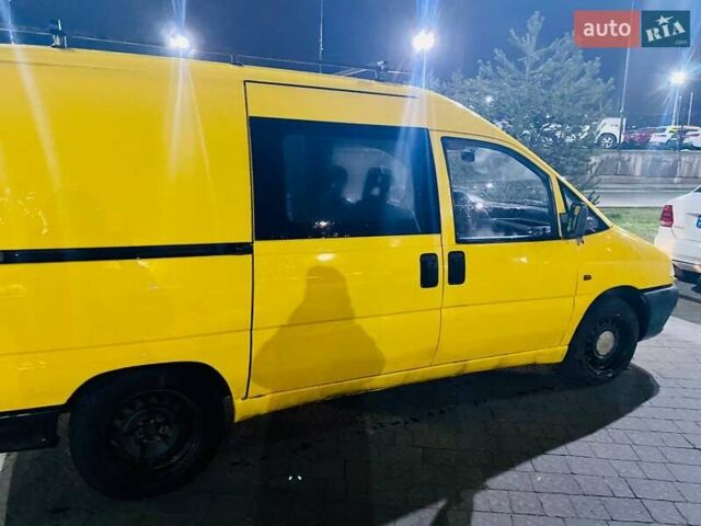 Желтый Фиат Скудо, объемом двигателя 0 л и пробегом 300 тыс. км за 3200 $, фото 6 на Automoto.ua