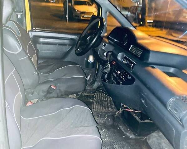 Желтый Фиат Скудо, объемом двигателя 0 л и пробегом 300 тыс. км за 3200 $, фото 7 на Automoto.ua