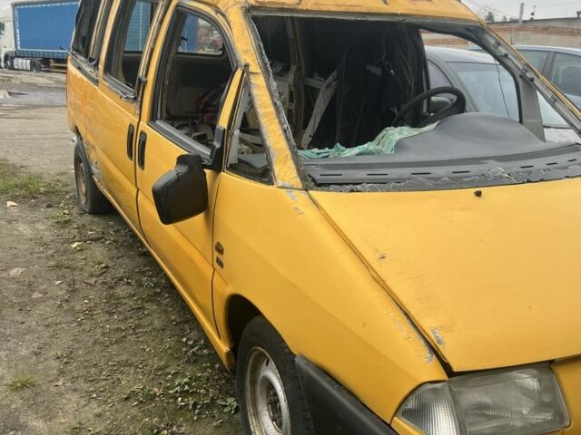 Желтый Фиат Скудо, объемом двигателя 1.9 л и пробегом 250 тыс. км за 650 $, фото 1 на Automoto.ua