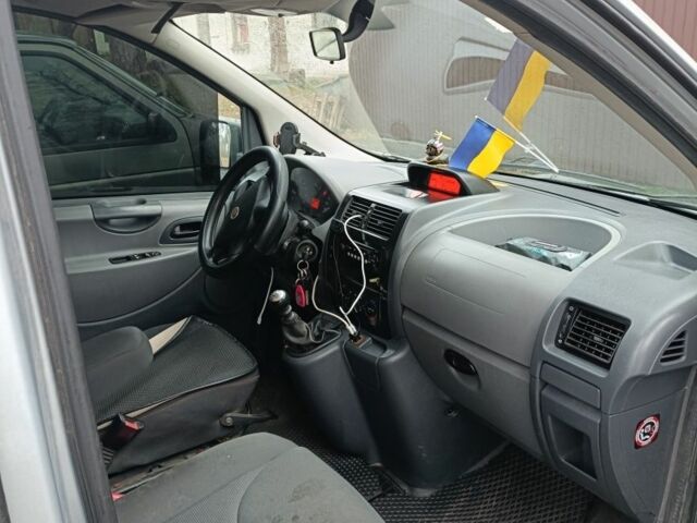 Серый Фиат Скудо, объемом двигателя 0 л и пробегом 378 тыс. км за 4300 $, фото 5 на Automoto.ua