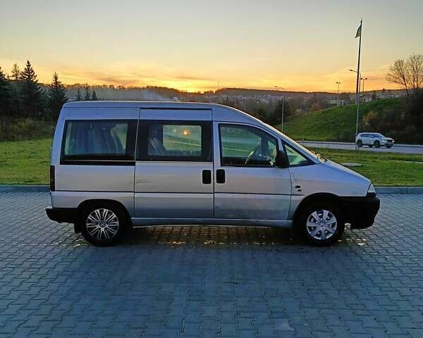 Серый Фиат Скудо, объемом двигателя 1.9 л и пробегом 310 тыс. км за 2399 $, фото 4 на Automoto.ua