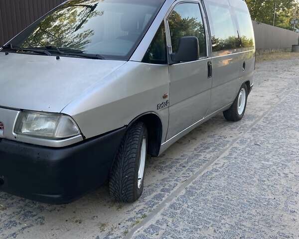 Серый Фиат Скудо, объемом двигателя 2 л и пробегом 608 тыс. км за 3000 $, фото 6 на Automoto.ua