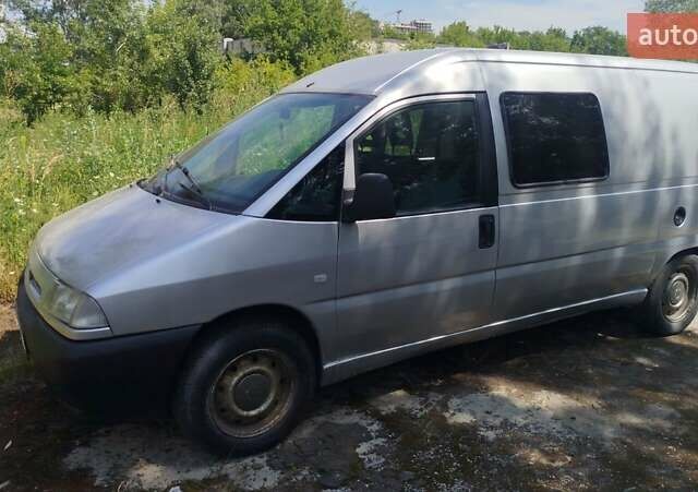 Серый Фиат Скудо, объемом двигателя 2 л и пробегом 380 тыс. км за 4200 $, фото 4 на Automoto.ua