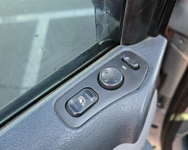 Серый Фиат Скудо, объемом двигателя 2 л и пробегом 319 тыс. км за 4600 $, фото 3 на Automoto.ua