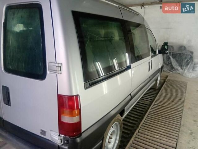 Серый Фиат Скудо, объемом двигателя 2 л и пробегом 300 тыс. км за 3850 $, фото 11 на Automoto.ua