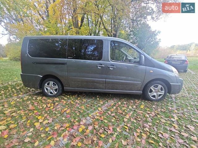 Серый Фиат Скудо, объемом двигателя 2 л и пробегом 224 тыс. км за 9400 $, фото 4 на Automoto.ua