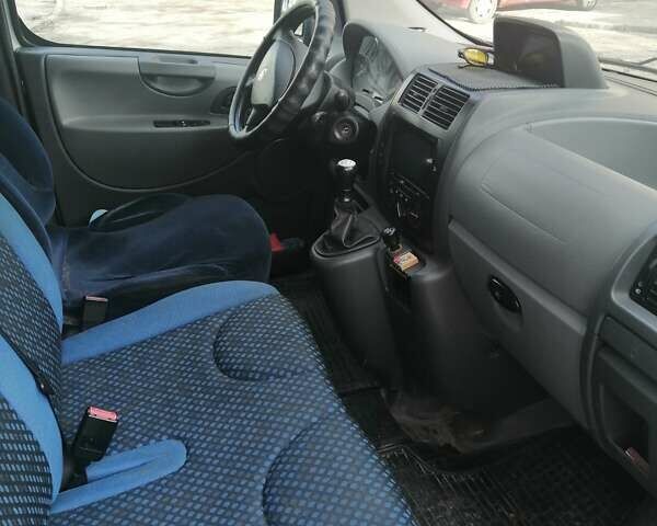 Серый Фиат Скудо, объемом двигателя 1.6 л и пробегом 428 тыс. км за 6300 $, фото 3 на Automoto.ua