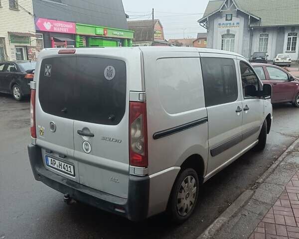 Серый Фиат Скудо, объемом двигателя 2 л и пробегом 308 тыс. км за 3950 $, фото 2 на Automoto.ua