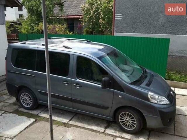 Серый Фиат Скудо, объемом двигателя 2 л и пробегом 311 тыс. км за 8000 $, фото 2 на Automoto.ua