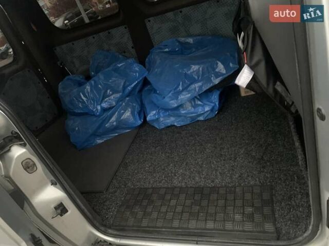 Серый Фиат Скудо, объемом двигателя 2 л и пробегом 301 тыс. км за 8500 $, фото 13 на Automoto.ua