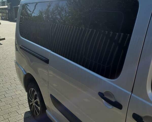 Серый Фиат Скудо, объемом двигателя 2 л и пробегом 335 тыс. км за 9800 $, фото 1 на Automoto.ua