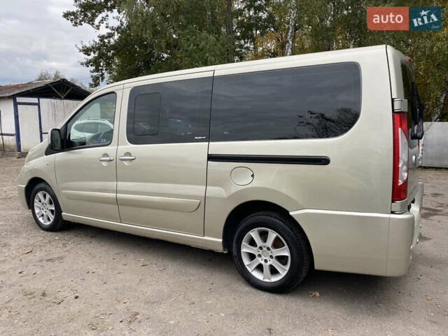 Серый Фиат Скудо, объемом двигателя 2 л и пробегом 237 тыс. км за 12400 $, фото 15 на Automoto.ua