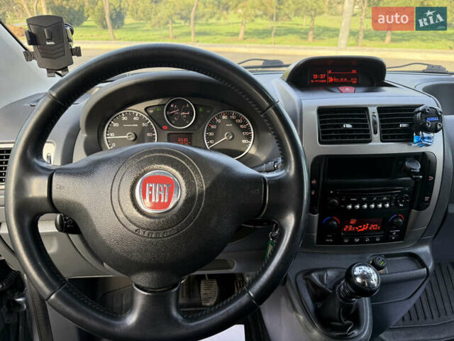 Серый Фиат Скудо, объемом двигателя 2 л и пробегом 355 тыс. км за 12000 $, фото 29 на Automoto.ua