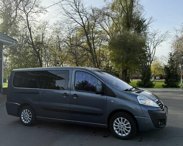 Серый Фиат Скудо, объемом двигателя 2 л и пробегом 355 тыс. км за 12000 $, фото 11 на Automoto.ua