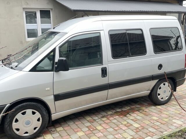 Серый Фиат Скудо, объемом двигателя 2 л и пробегом 350 тыс. км за 4200 $, фото 6 на Automoto.ua