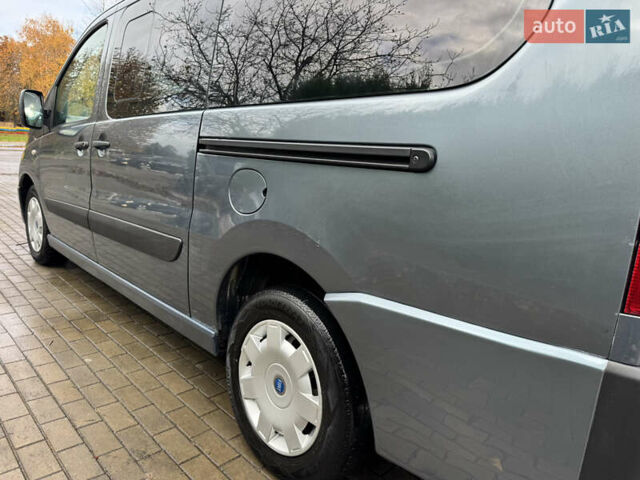 Серый Фиат Скудо, объемом двигателя 2 л и пробегом 334 тыс. км за 6800 $, фото 12 на Automoto.ua