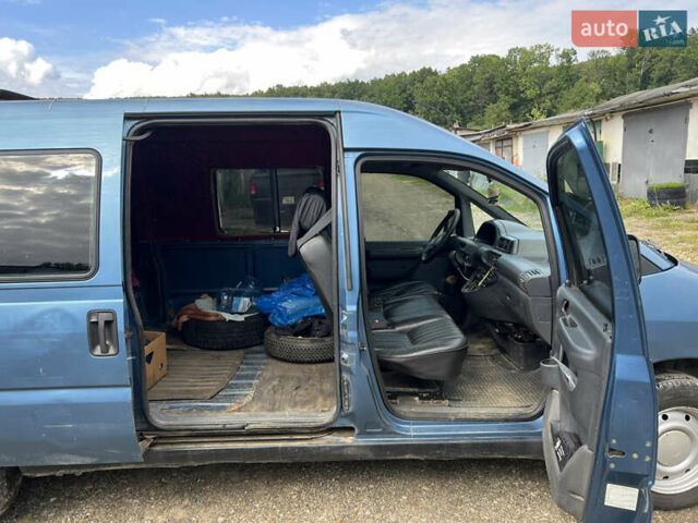 Синий Фиат Скудо, объемом двигателя 1.9 л и пробегом 432 тыс. км за 1999 $, фото 34 на Automoto.ua