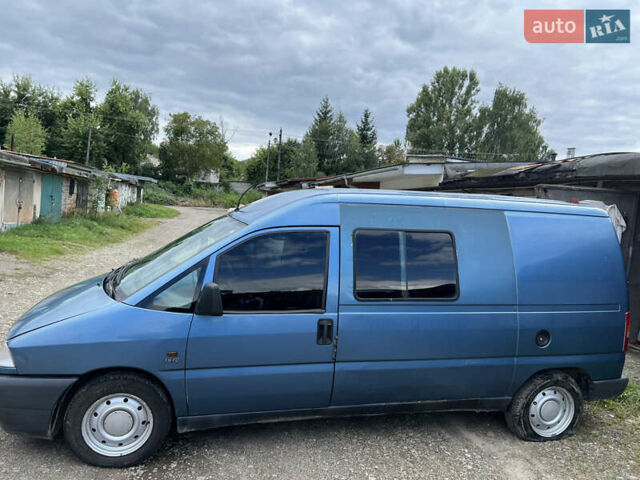 Синий Фиат Скудо, объемом двигателя 1.9 л и пробегом 432 тыс. км за 1999 $, фото 1 на Automoto.ua