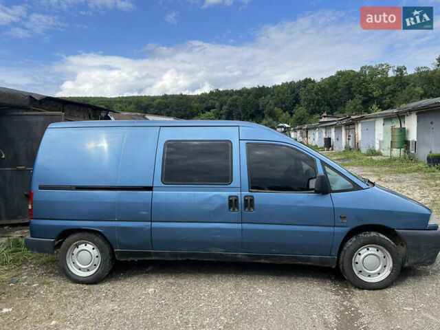 Синий Фиат Скудо, объемом двигателя 1.9 л и пробегом 432 тыс. км за 1999 $, фото 6 на Automoto.ua