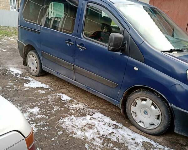 Синий Фиат Скудо, объемом двигателя 1.56 л и пробегом 318 тыс. км за 5100 $, фото 1 на Automoto.ua