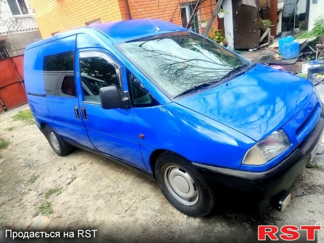 Синий Фиат Скудо, объемом двигателя 1.9 л и пробегом 300 тыс. км за 2600 $, фото 4 на Automoto.ua