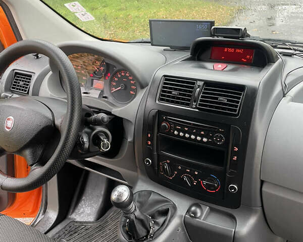 Помаранчевий Фіат Скудо, об'ємом двигуна 2 л та пробігом 294 тис. км за 6350 $, фото 23 на Automoto.ua